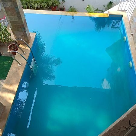 Ocean Suite Goa Dona Paula Kültér fotó