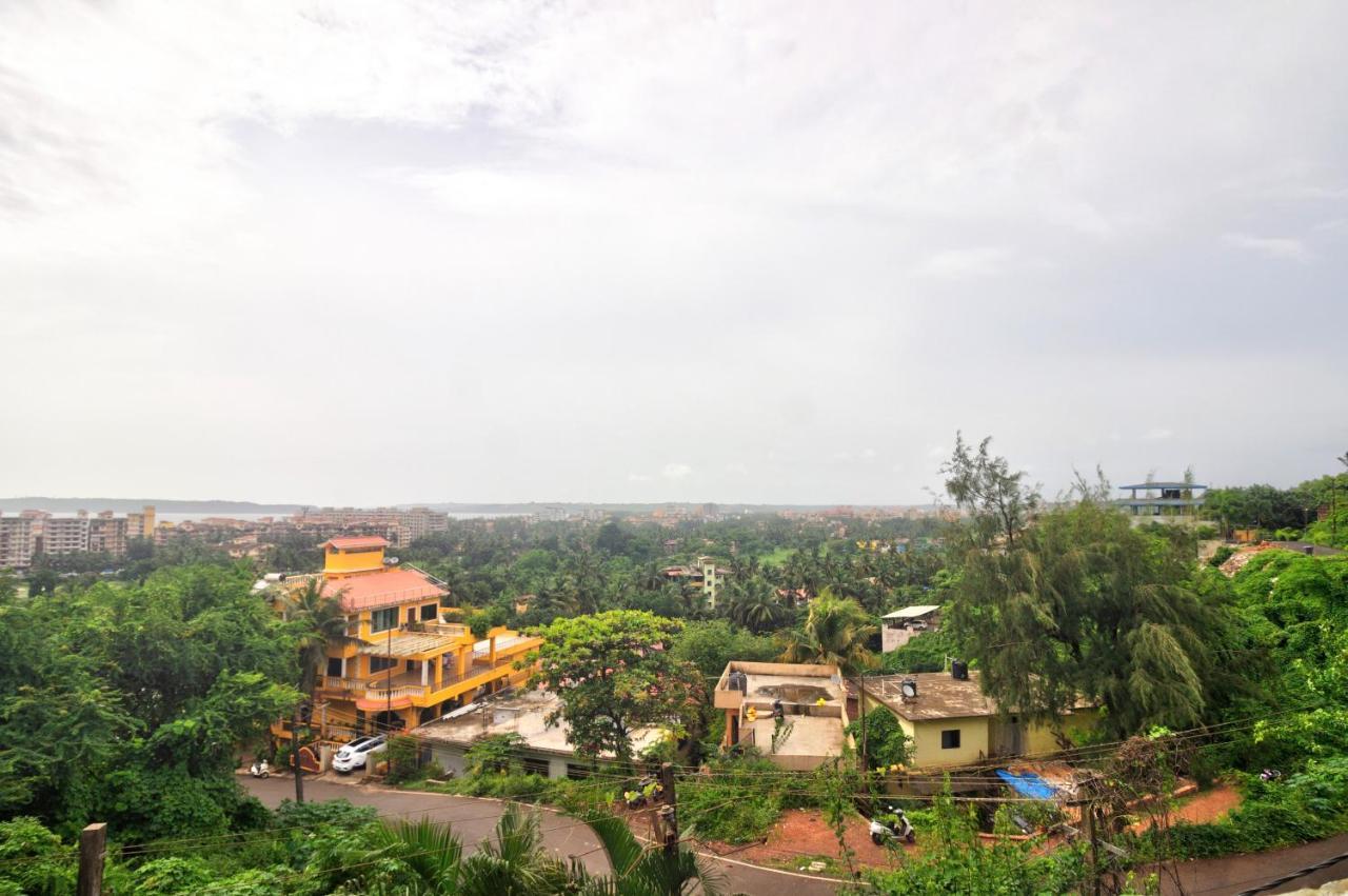 Ocean Suite Goa Dona Paula Kültér fotó